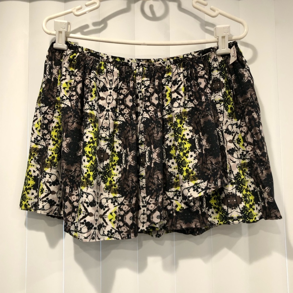 BNWT Princess Vera Wang Skirt sz 7 Medium